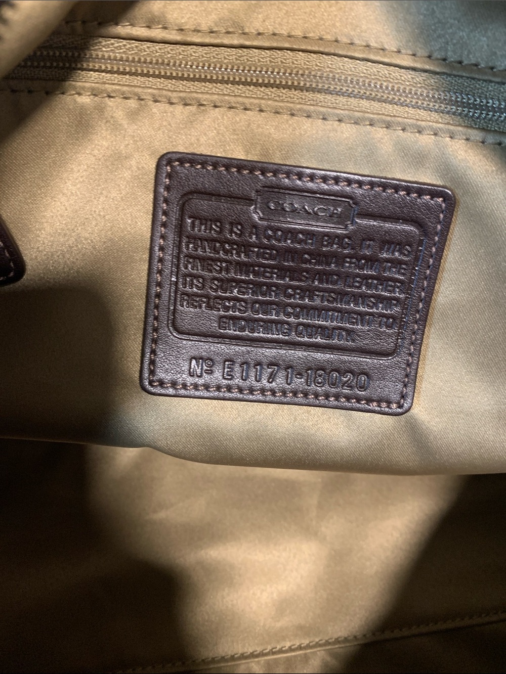 Coach Vintage. Crocodile embossed leather Boston / Satchel with Padlock, key - Picture 12 of 15